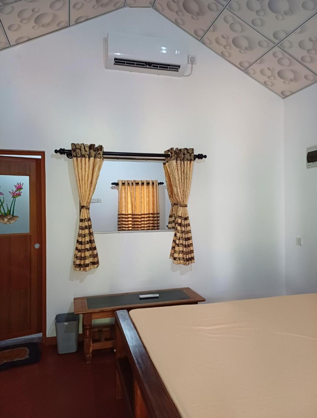 Turtle Island Cabana Tangalle Exterior photo