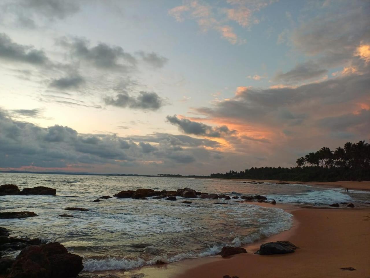 Turtle Island Cabana Tangalle Exterior photo