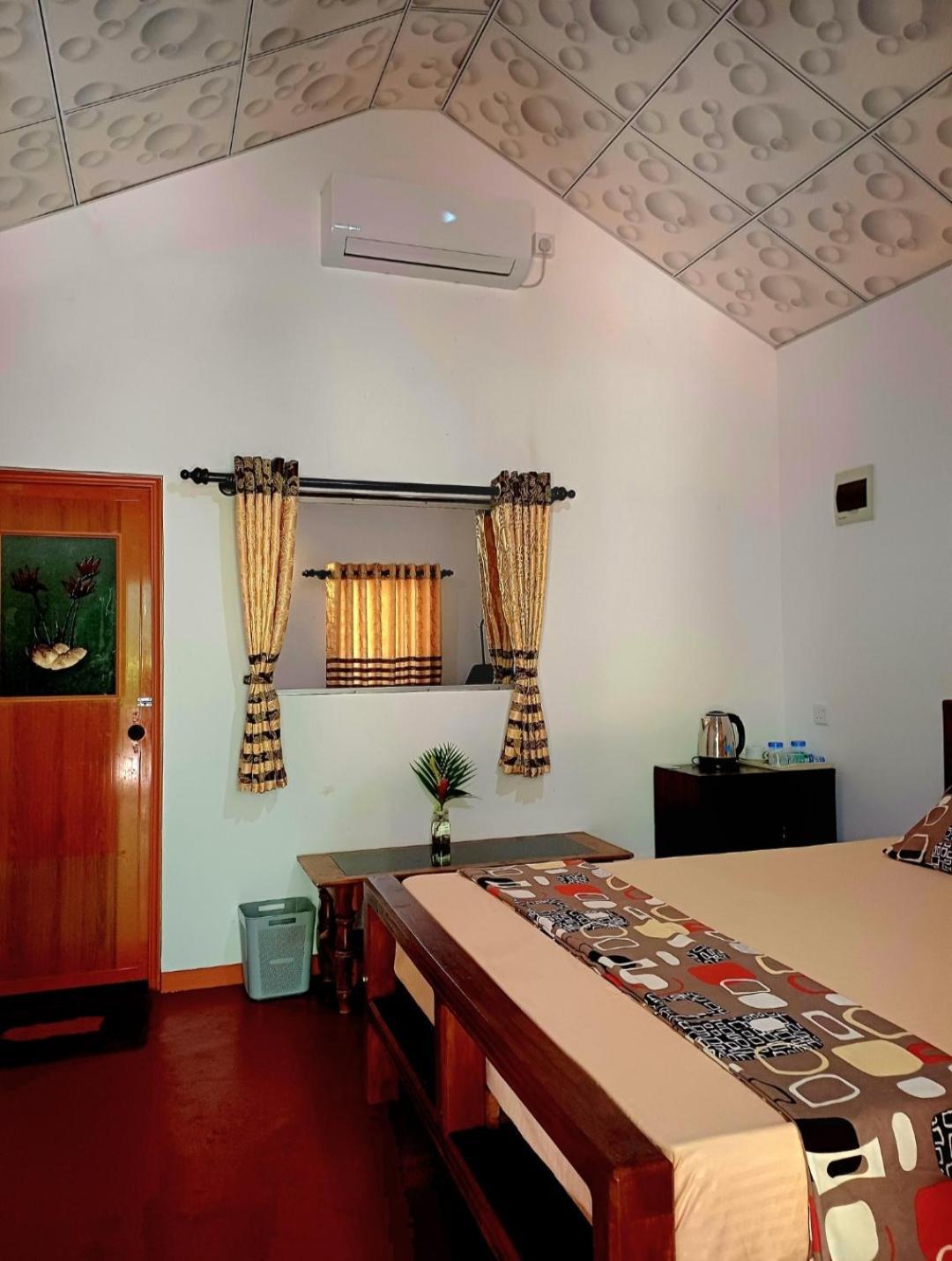 Turtle Island Cabana Tangalle Exterior photo